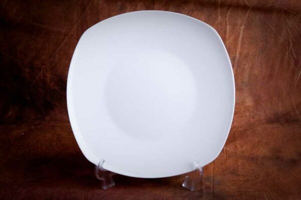 Тарелка квадратная 25 см Акку Фарфор для ресторана